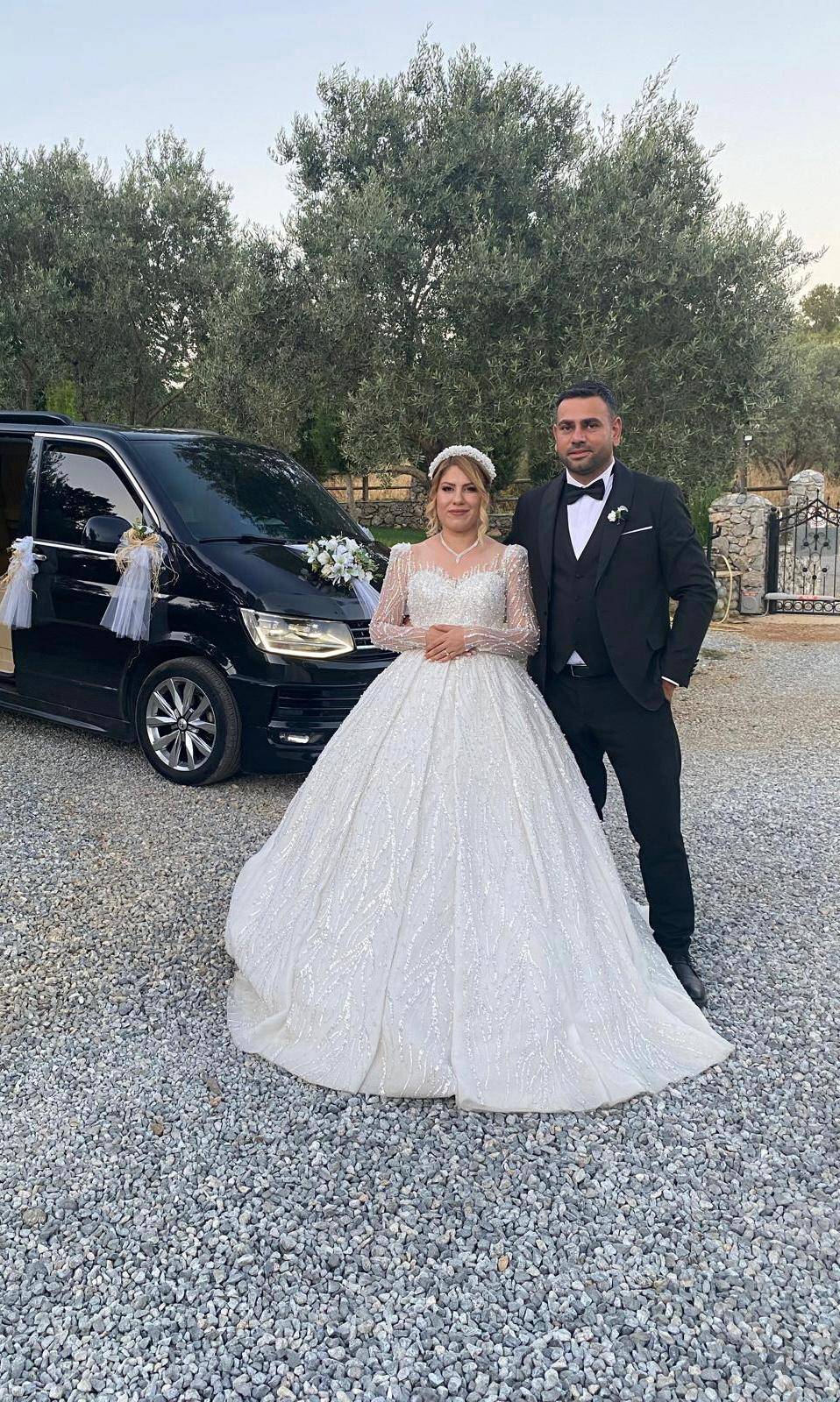 Ceyda ile Göktürk dünyaevine girdi 3